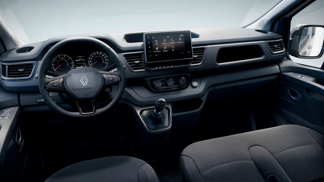 Renault Trafic E-Tech electric dashboard, Stam Renault