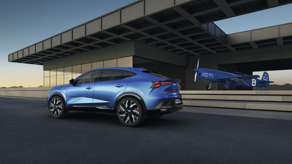 Renault Rafale zikant met vliegtuig, Stam Renault