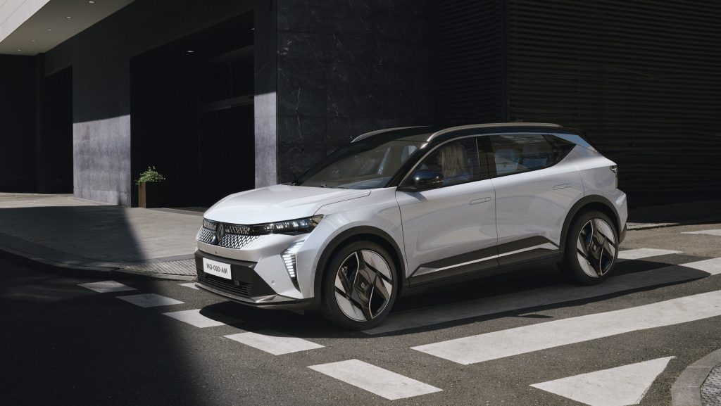 Renault Scenic E-Tech electric zijaanzicht, Stam Renault