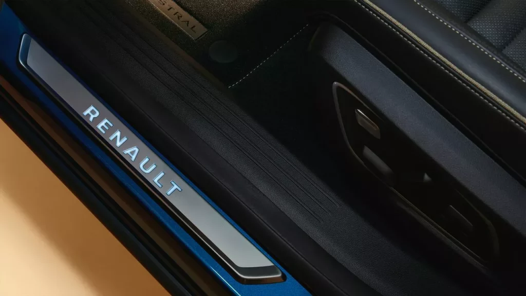 Renault Austral roestvrijstalen stootlijst bagageruimte, Stam Renault