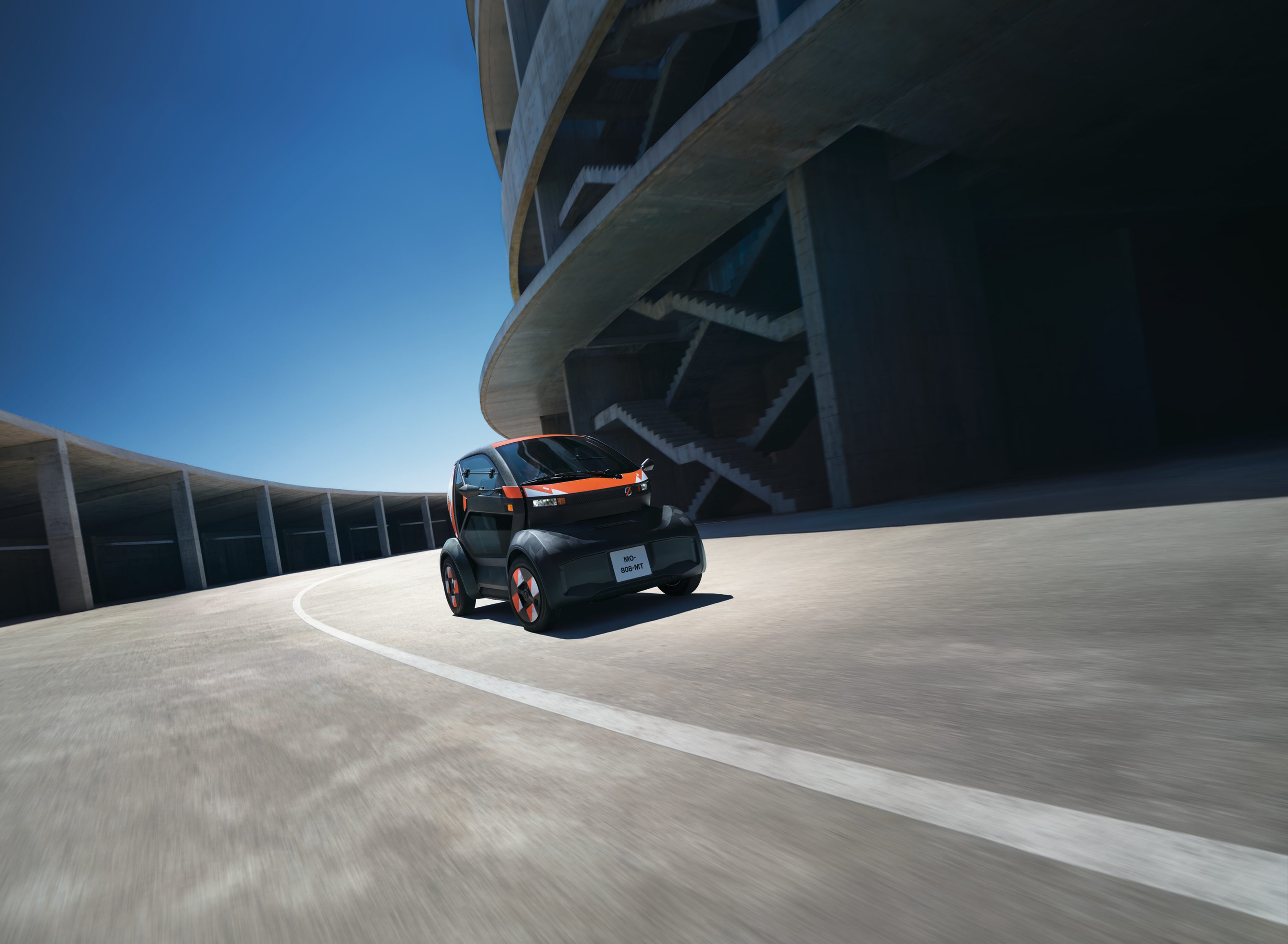 Mobilize Duo rijdend, Stam Renault