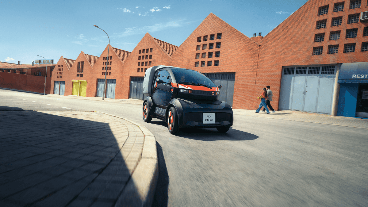 Mobilize Bento voorkant rijdend, Stam Renault