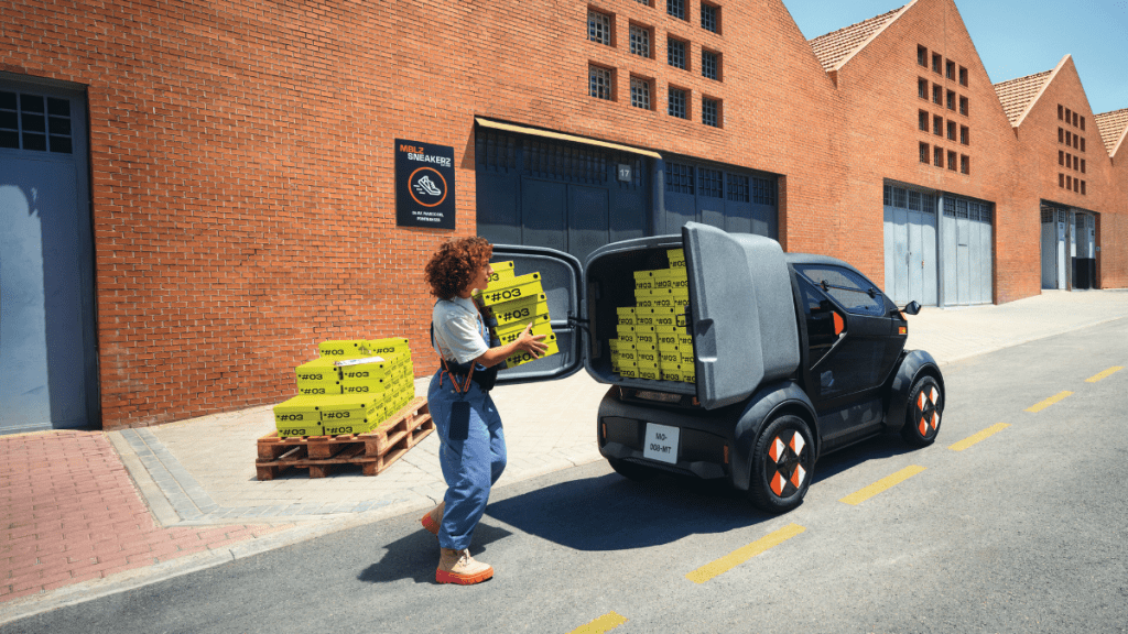 Mobilize Bento inladen, Stam Renault