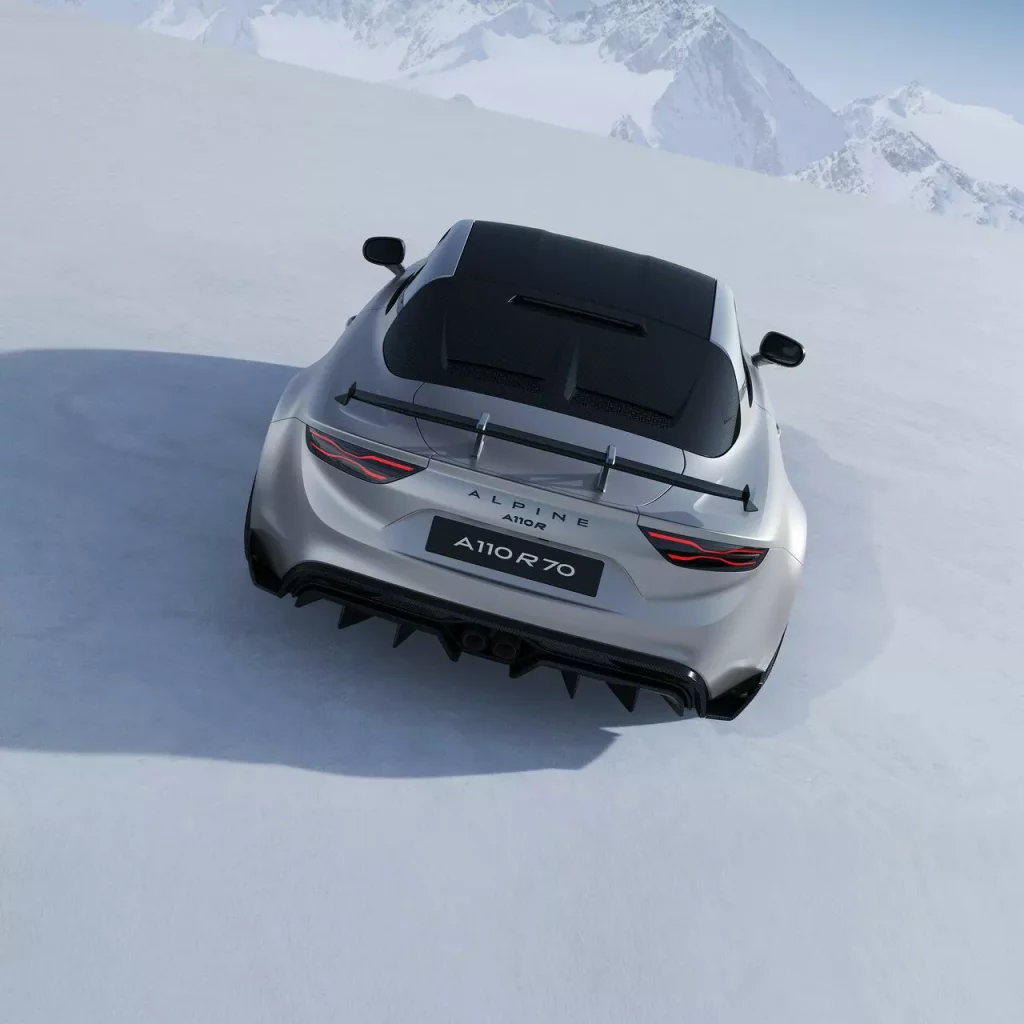 Alpine A110 R70 exterieur, Alpine Store Soestdijk