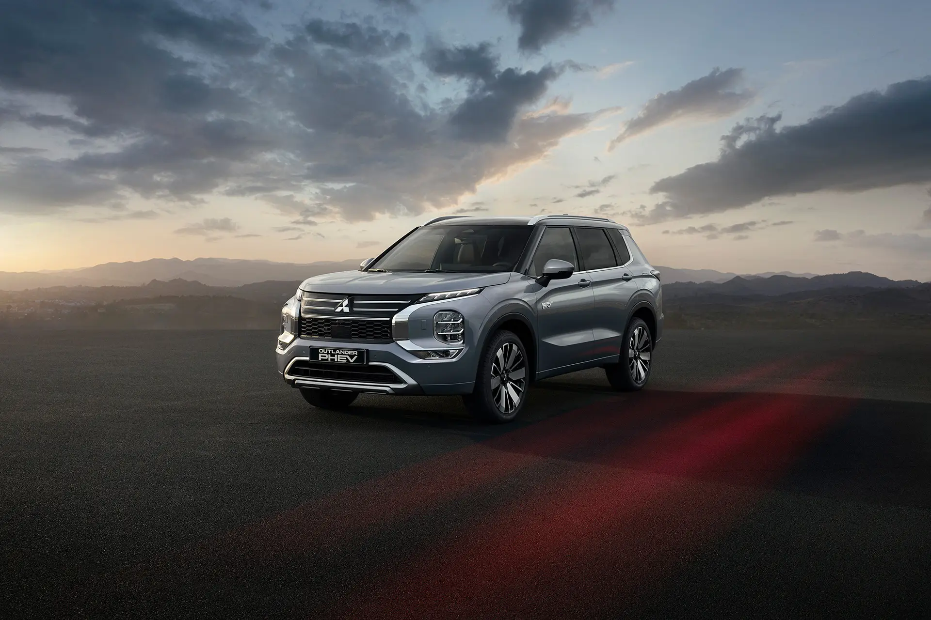 Mitsubishi Outlander PHEV model voorkant, Stam Mitsubishi