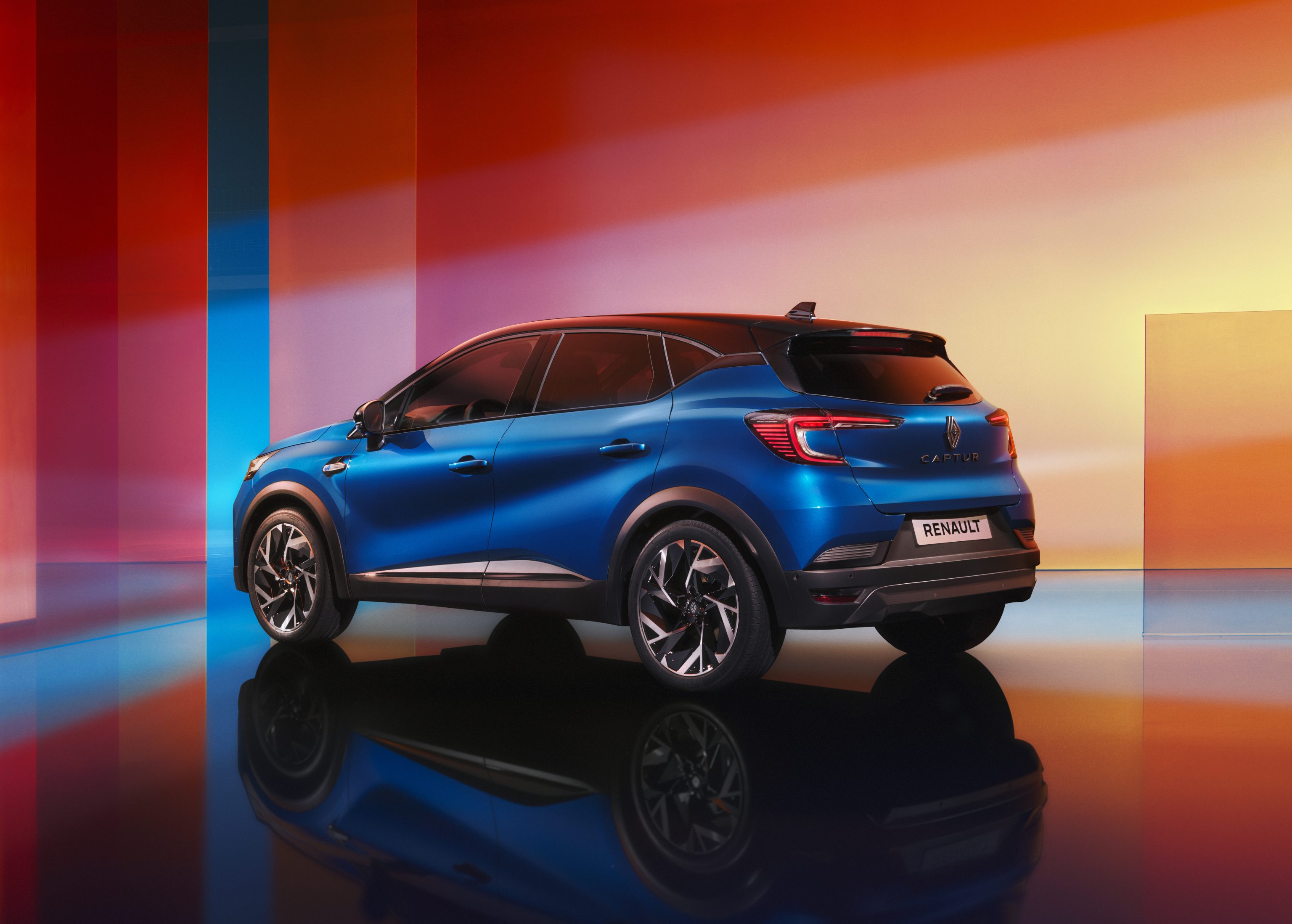 Renault Captur zijkant, Stam Renault
